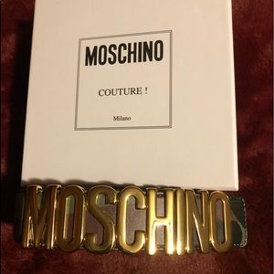 Authentic Moschino leather Army fatigue belt, Size 40